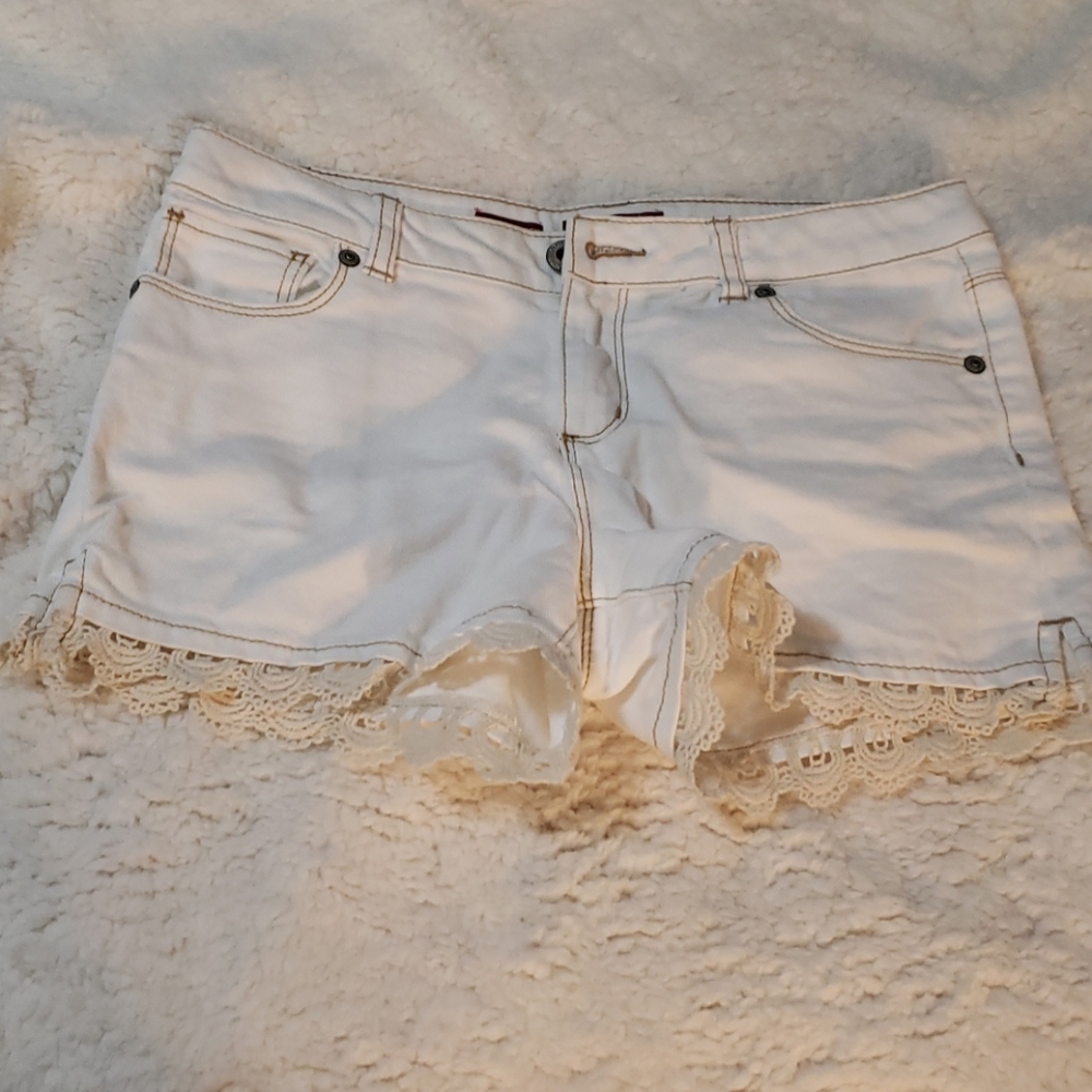 girls white shorts with lace details